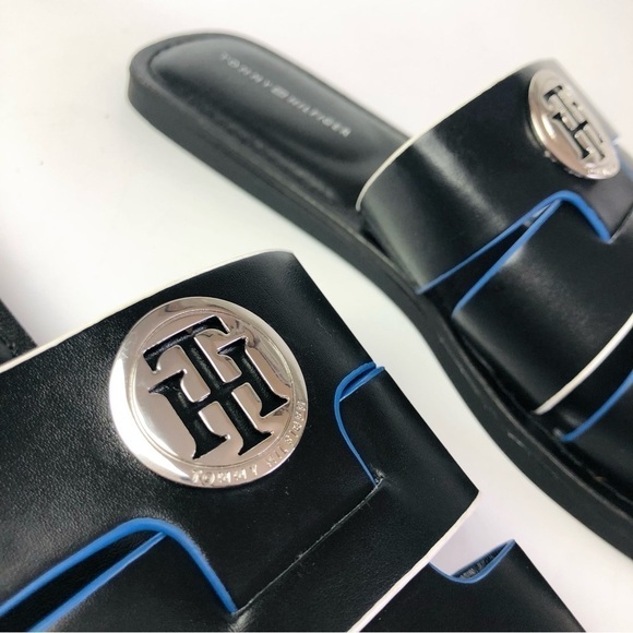Tommy Hilfiger Essy Logo Slide Sandals - Picture 3 of 12